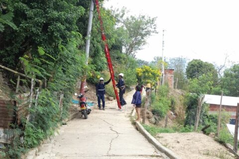 El barrio El Reposo se beneficia del Plan de Expansión de Alumbrado Público